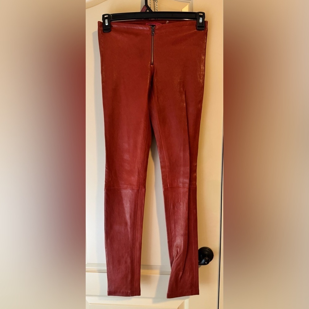 Alice + Olivia Red Leather Zip Fly Pants
Size 2